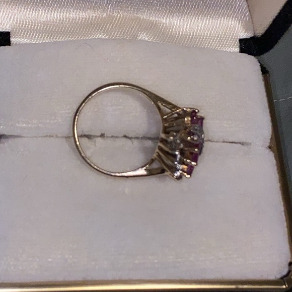 🩷🤍💛EUC Like New 14K Gold 10 Genuine Rubies & Diamonds Cocktail Ring - Size: 6 - Picture 6 of 15